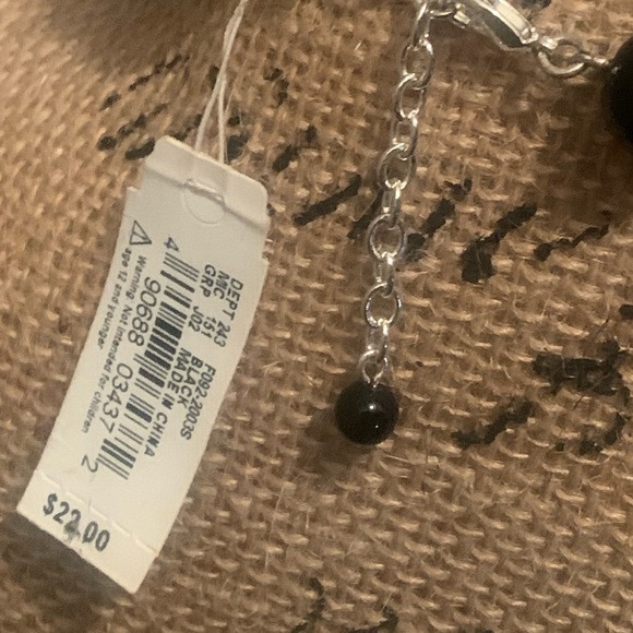 NWT Black beaded necklace - Picture 5 of 5